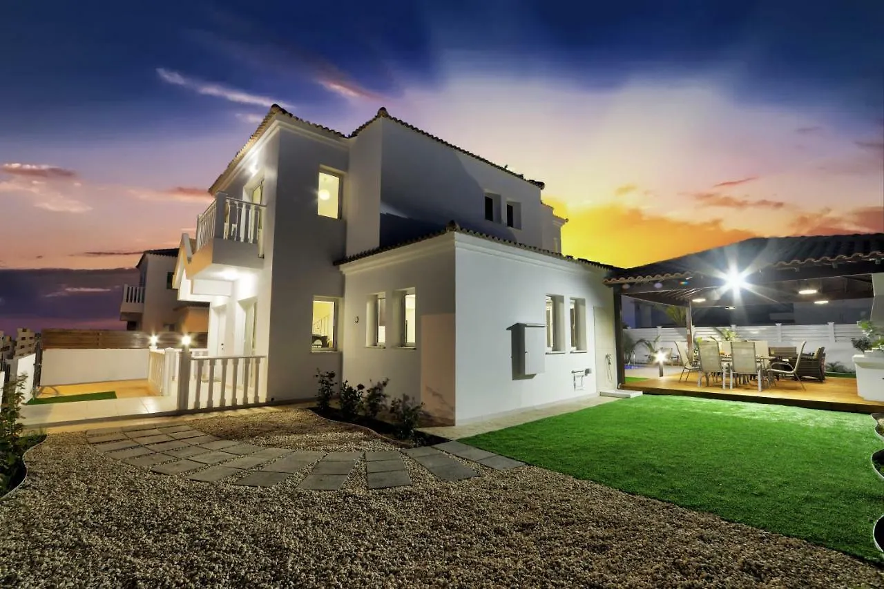 Villa Nissi Gold Αγία Νάπα Κύπρος